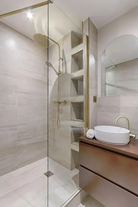 Barbes Buttes Chaumont Cosy Studio 2P Apartment Paris