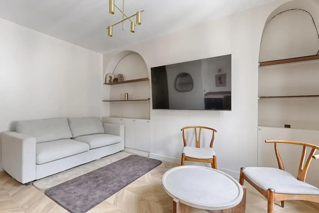 Barbes Buttes Chaumont Cosy Studio 2P Apartment Paris
